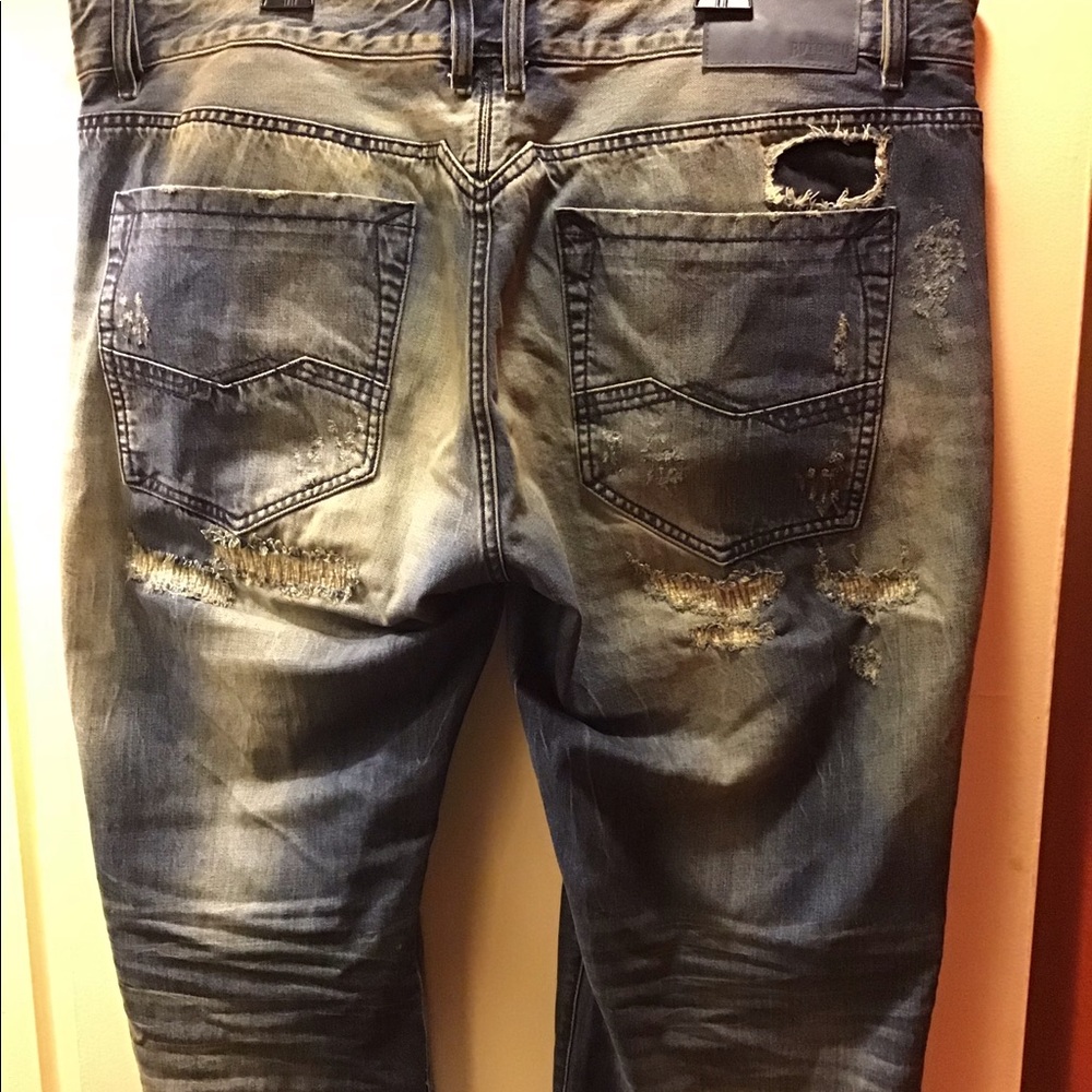 Jeans - Picture 2 of 3